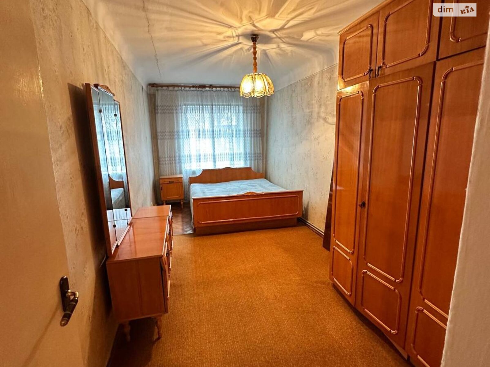 Продаж трикімнатної квартири в Івано-Франківську, на вул. Української Перемоги, район Центр фото 1