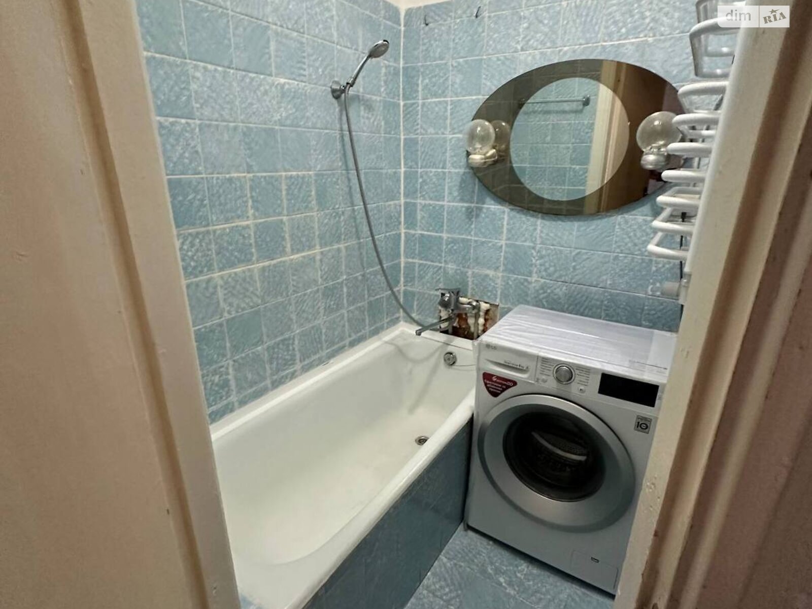 Продаж трикімнатної квартири в Івано-Франківську, на вул. Української Перемоги, район Центр фото 1