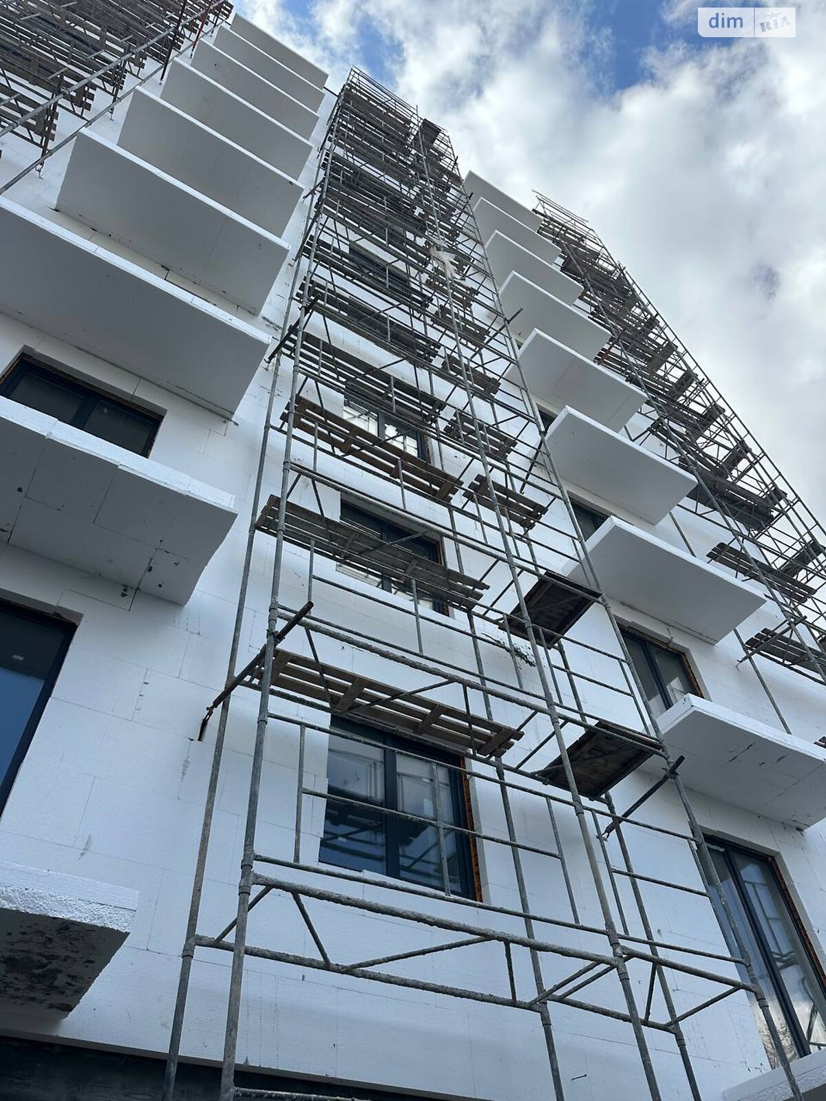 Продаж однокімнатної квартири в Івано-Франківську, на вул. Урожайна 7, район Центр фото 1 Продаж однокімнатної квартири в Івано-Франківську, на вул. Урожайна 7, район Центр фото 1