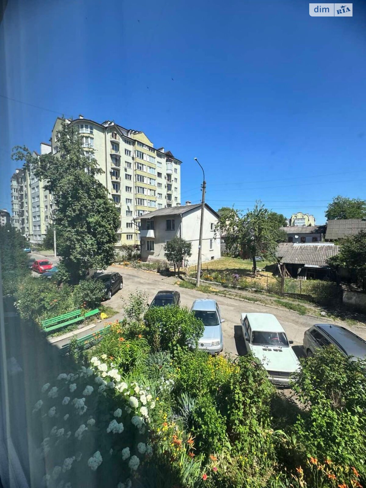 Продажа трехкомнатной квартиры в Ивано-Франковске, на ул. Владимира Кубийовича 12, район Центр фото 1 Продажа трехкомнатной квартиры в Ивано-Франковске, на ул. Владимира Кубийовича 12, район Центр фото 1