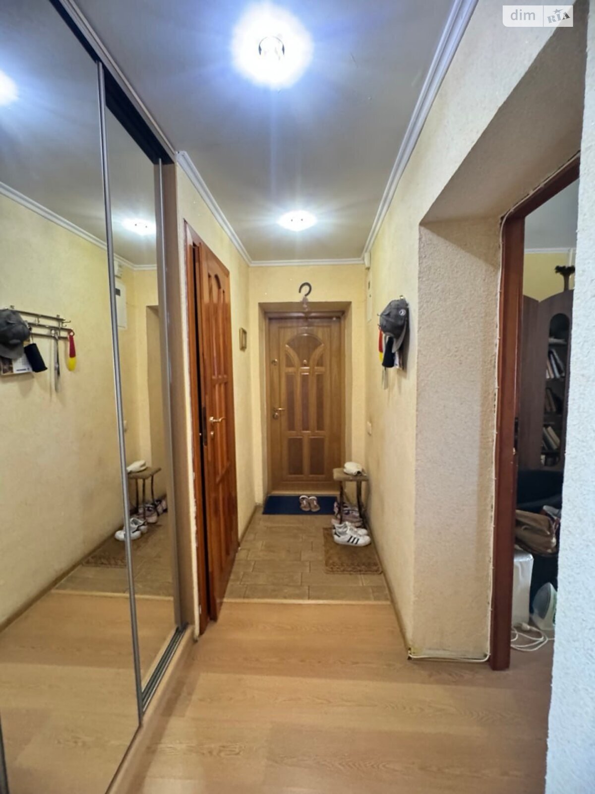Продажа трехкомнатной квартиры в Ивано-Франковске, на ул. Владимира Кубийовича 12, район Центр фото 1 Продажа трехкомнатной квартиры в Ивано-Франковске, на ул. Владимира Кубийовича 12, район Центр фото 1