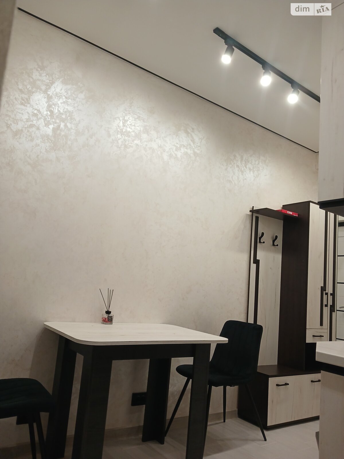 Продажа однокомнатной квартиры в Ивано-Франковске, на ул. Владимира Кубийовича 14, район Центр фото 1 Продажа однокомнатной квартиры в Ивано-Франковске, на ул. Владимира Кубийовича 14, район Центр фото 1