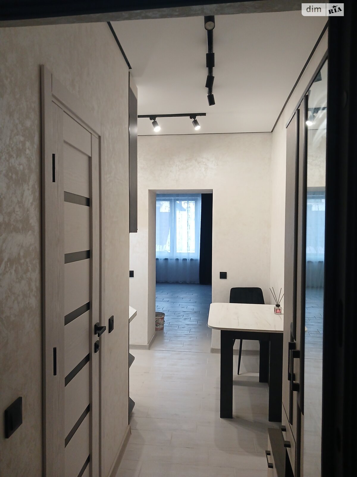 Продажа однокомнатной квартиры в Ивано-Франковске, на ул. Владимира Кубийовича 14, район Центр фото 1 Продажа однокомнатной квартиры в Ивано-Франковске, на ул. Владимира Кубийовича 14, район Центр фото 1