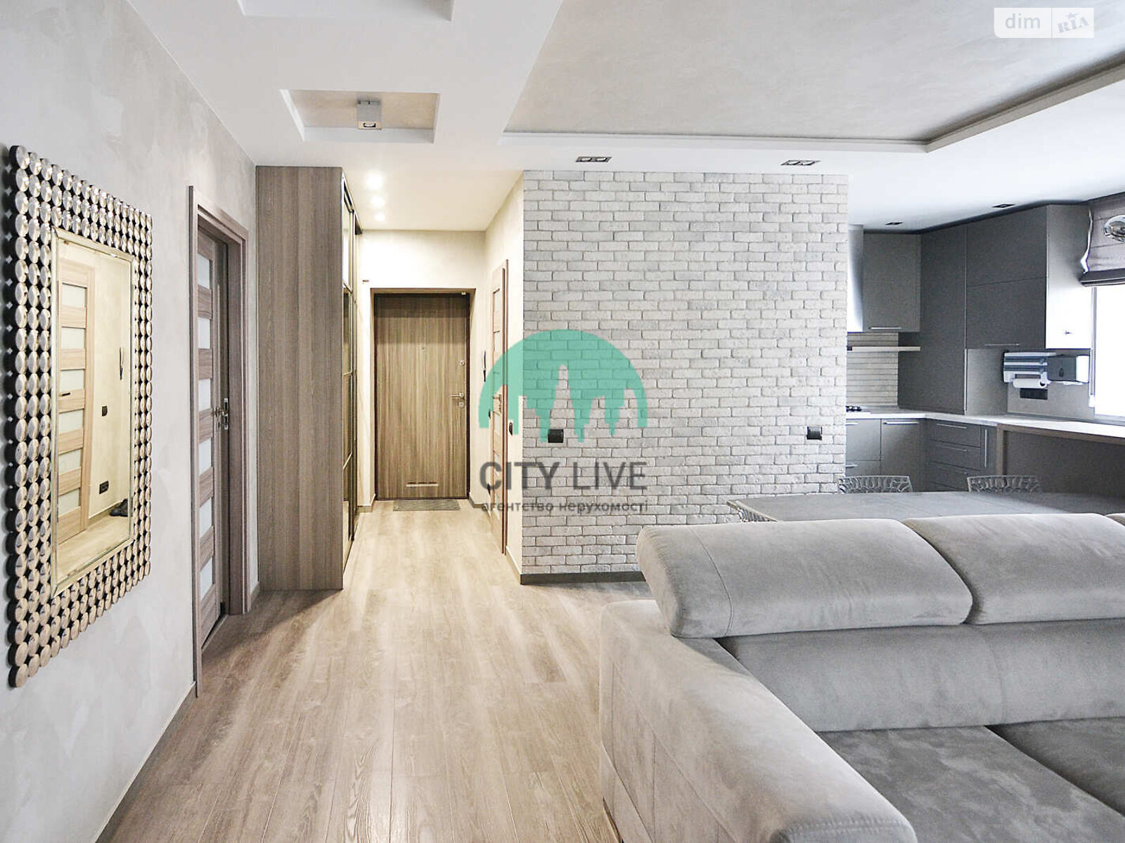 Продажа трехкомнатной квартиры в Ивано-Франковске, на ул. Владимира Великого 14, район Центр фото 1