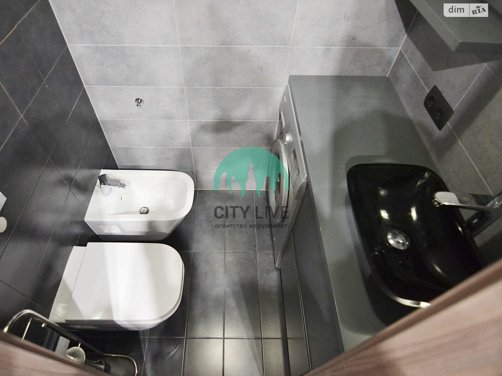 Продажа трехкомнатной квартиры в Ивано-Франковске, на ул. Владимира Великого 14, район Центр фото 1