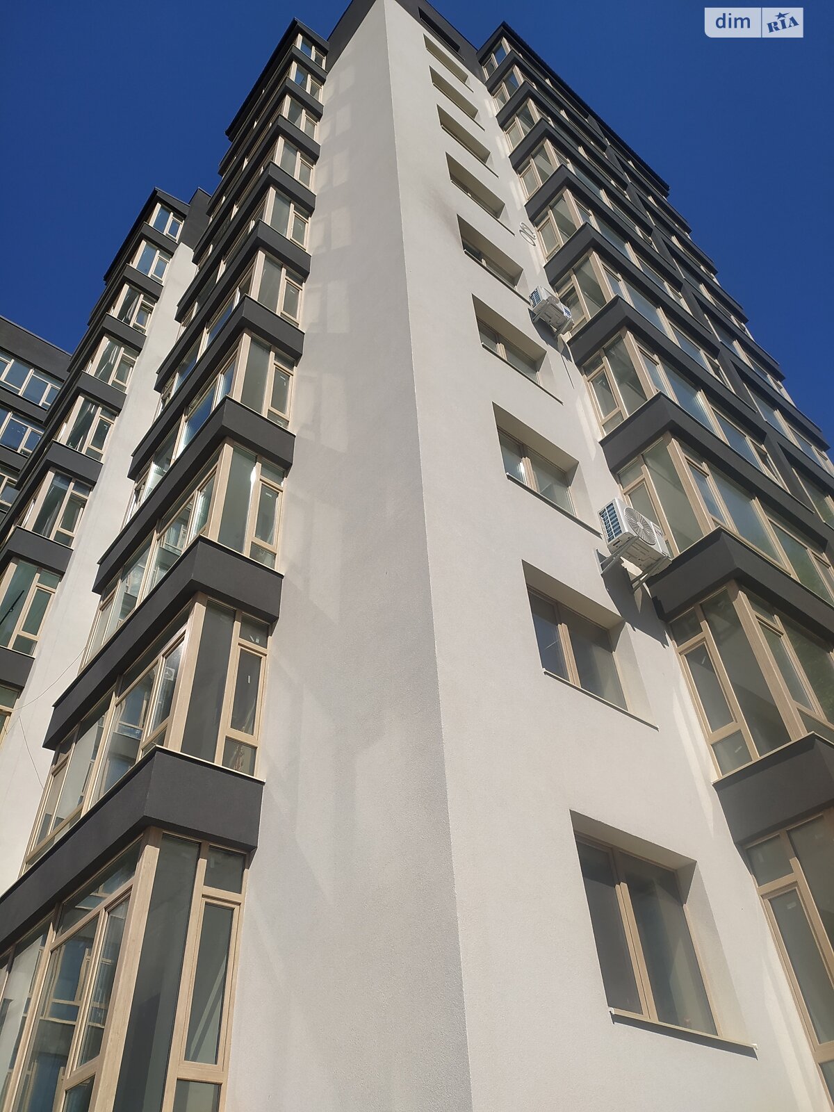 Продаж однокімнатної квартири в Івано-Франківську, на вул. Волошина Августина 2, район Центр фото 1 Продаж однокімнатної квартири в Івано-Франківську, на вул. Волошина Августина 2, район Центр фото 1