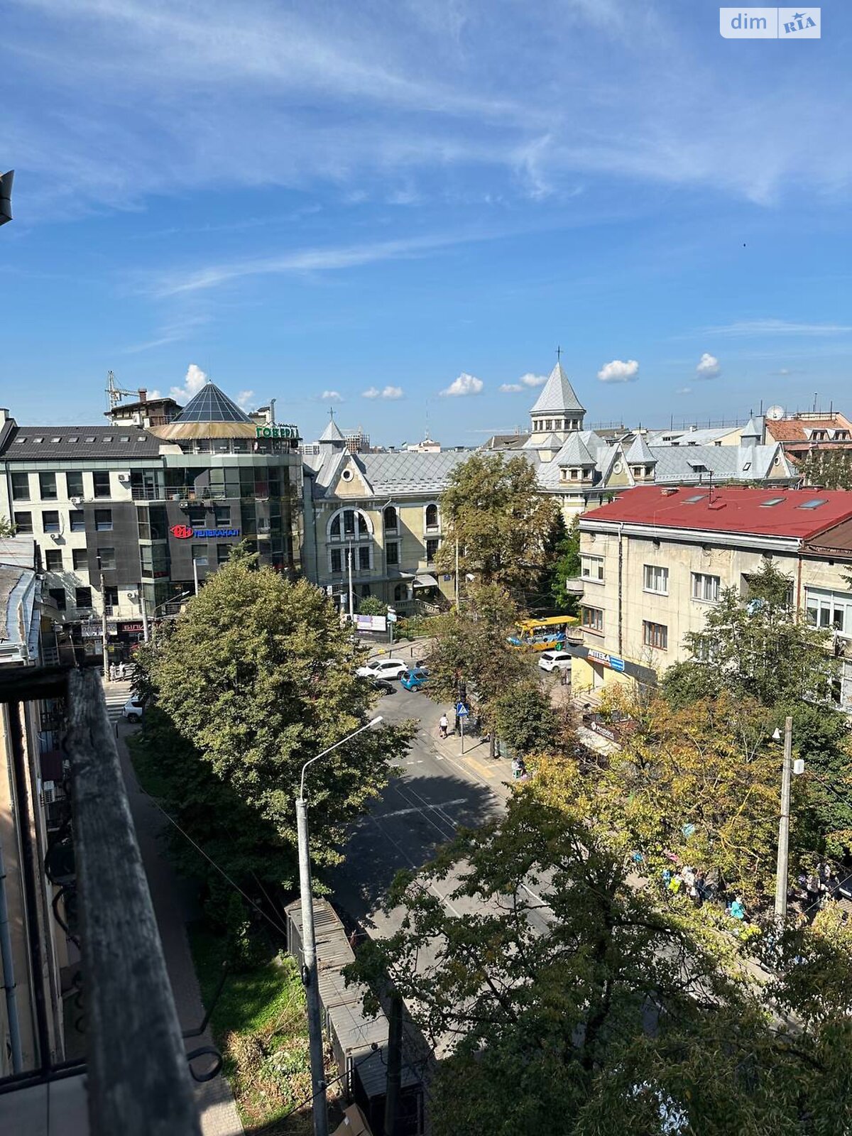 Продаж семикімнатної квартири в Івано-Франківську, на вул. Вовчинецька 4, район Центр фото 1 Продаж семикімнатної квартири в Івано-Франківську, на вул. Вовчинецька 4, район Центр фото 1