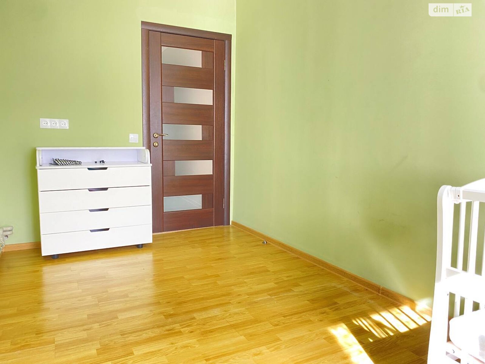 Продажа трехкомнатной квартиры в Ивано-Франковске, на ул. Вячеслава Черновола, район Центр фото 1 Продажа трехкомнатной квартиры в Ивано-Франковске, на ул. Вячеслава Черновола, район Центр фото 1