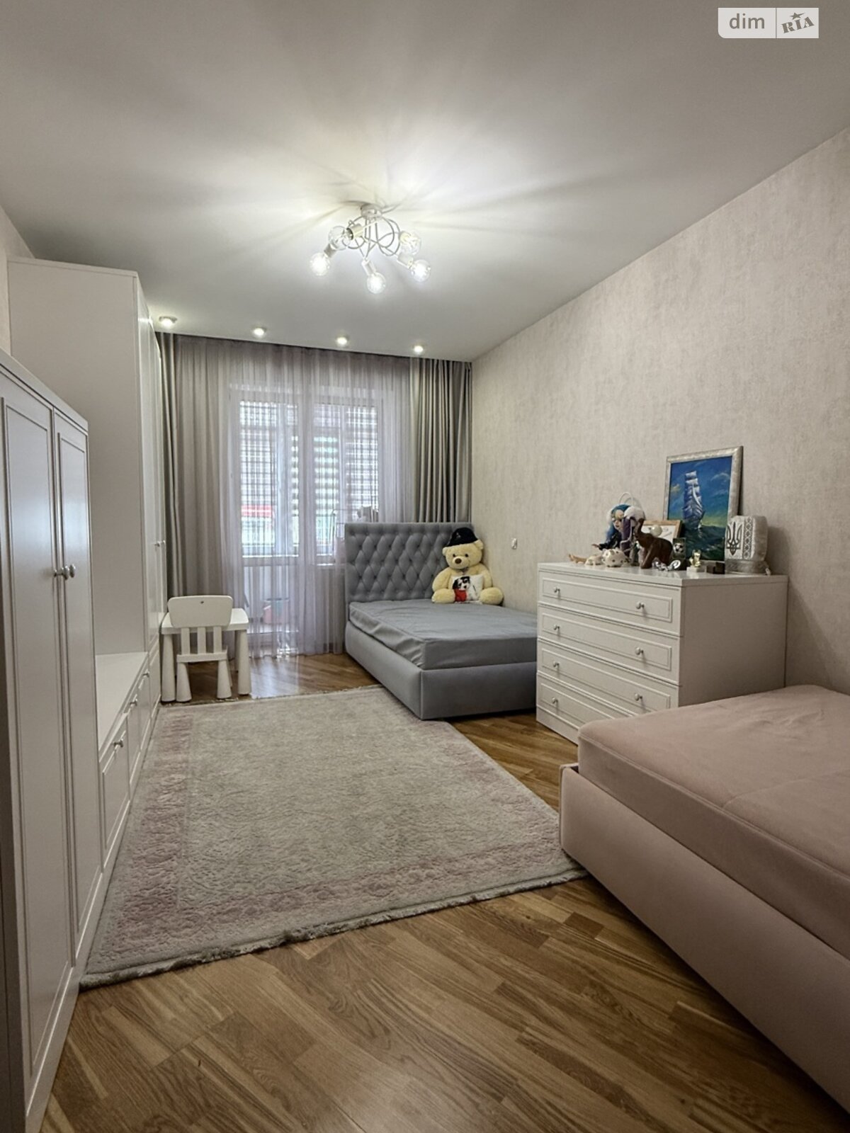 Продаж трикімнатної квартири в Івано-Франківську, на вул. В'ячеслава Чорновола 10, район Центр фото 1 Продаж трикімнатної квартири в Івано-Франківську, на вул. В'ячеслава Чорновола 10, район Центр фото 1