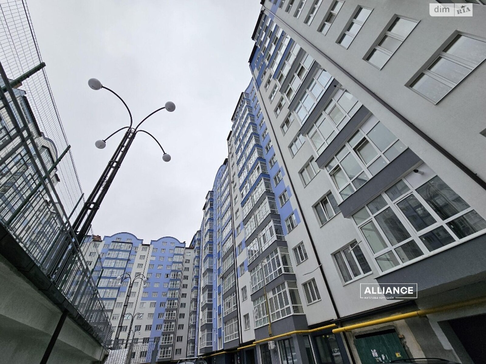 Продаж однокімнатної квартири в Івано-Франківську, на вул. Височана Семена 18, район Центр фото 1 Продаж однокімнатної квартири в Івано-Франківську, на вул. Височана Семена 18, район Центр фото 1