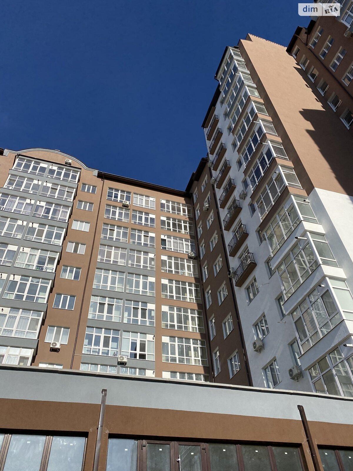 Продаж однокімнатної квартири в Івано-Франківську, на вул. Височана Семена 18, район Центр фото 1 Продаж однокімнатної квартири в Івано-Франківську, на вул. Височана Семена 18, район Центр фото 1