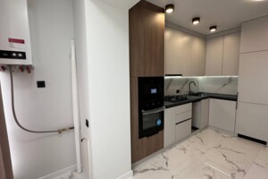 Продаж однокімнатної квартири в Івано-Франківську, на вул. Височана Семена, район Центр фото 2