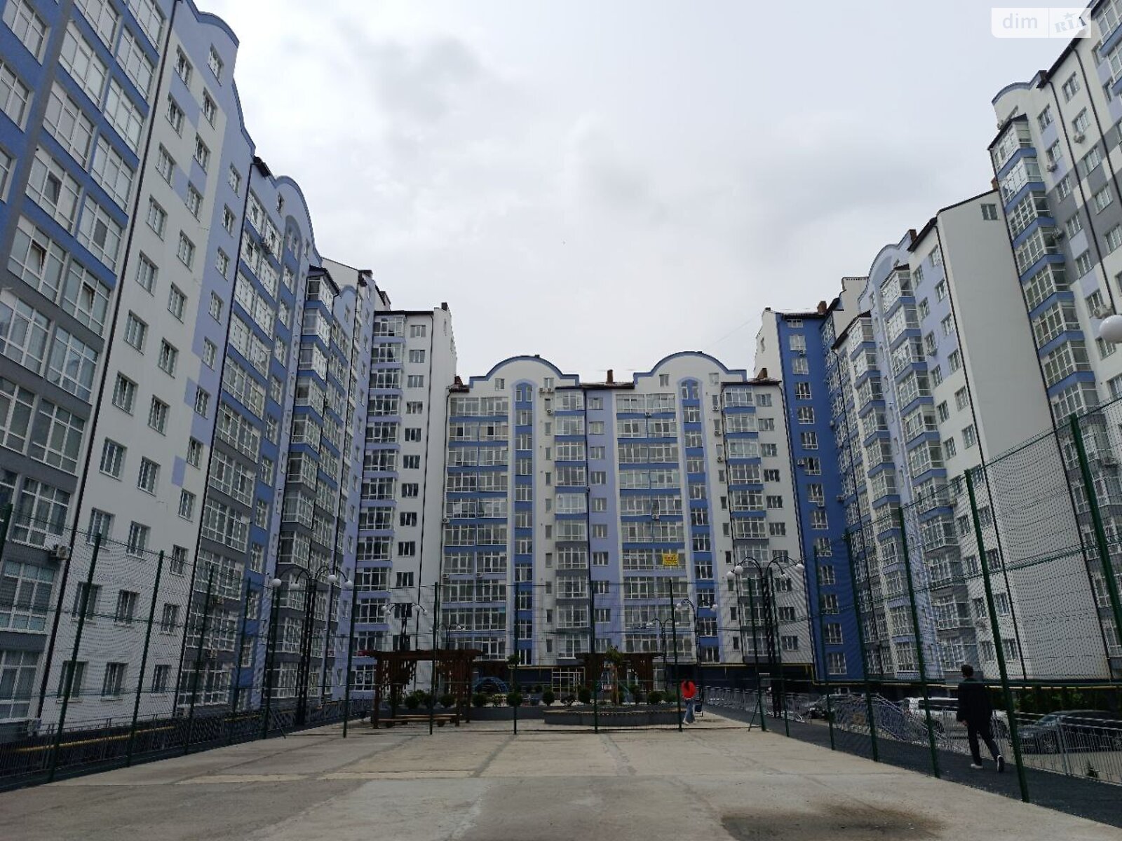 Продаж трикімнатної квартири в Івано-Франківську, на вул. Височана Семена 18 корпус 21, район Центр фото 1 Продаж трикімнатної квартири в Івано-Франківську, на вул. Височана Семена 18 корпус 21, район Центр фото 1