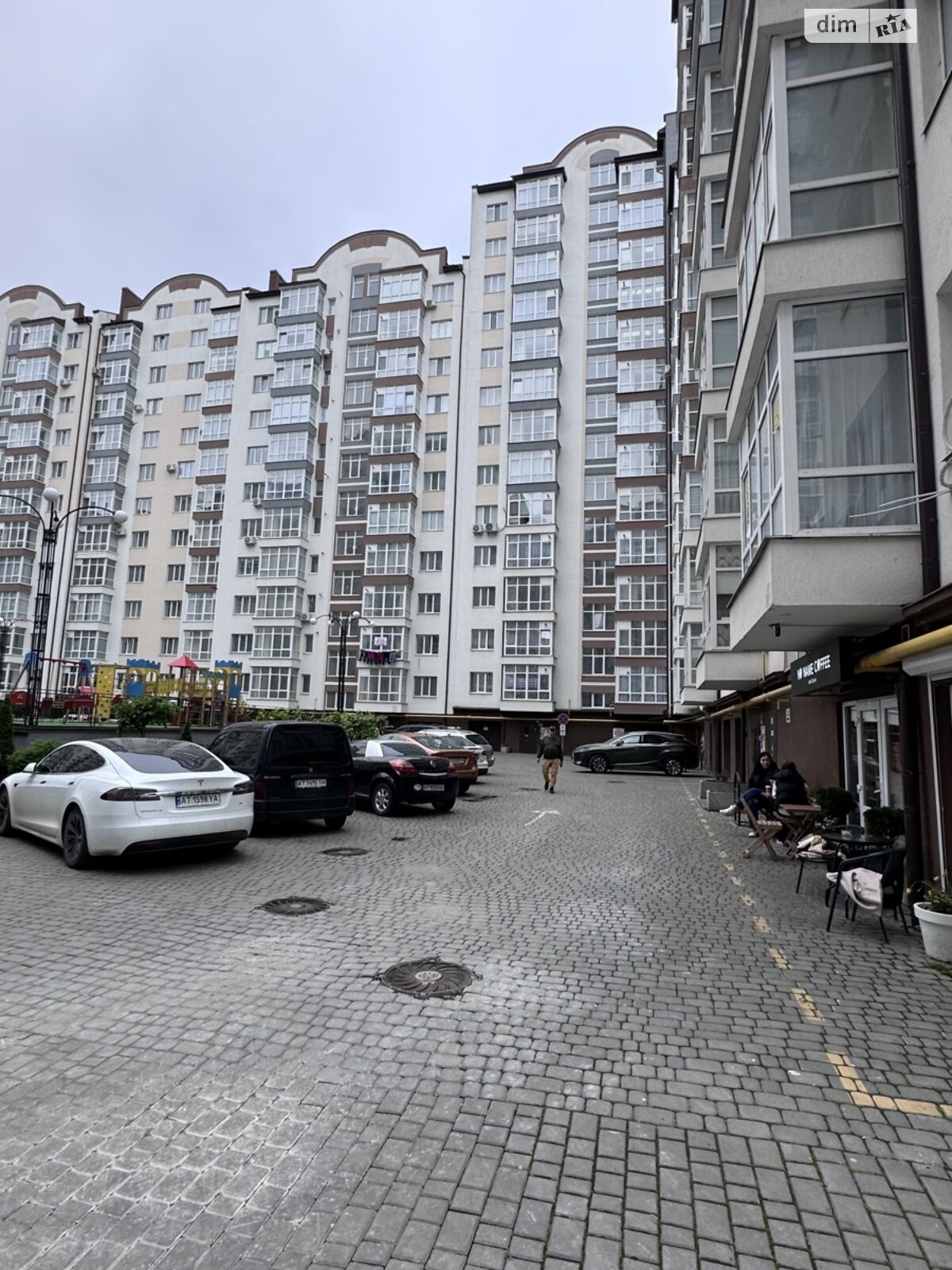 Продажа двухкомнатной квартиры в Ивано-Франковске, на ул. Высочана Семена 18 корпус 29, район Центр фото 1 Продажа двухкомнатной квартиры в Ивано-Франковске, на ул. Высочана Семена 18 корпус 29, район Центр фото 1