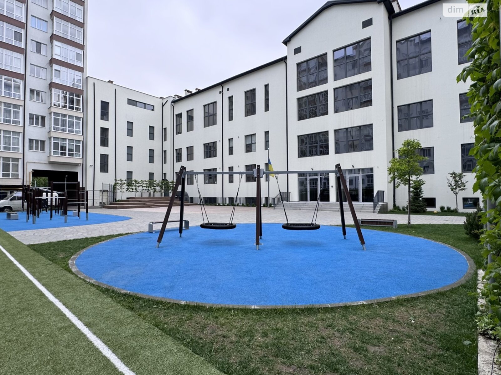 Продажа двухкомнатной квартиры в Ивано-Франковске, на ул. Высочана Семена 18 корпус 29, район Центр фото 1 Продажа двухкомнатной квартиры в Ивано-Франковске, на ул. Высочана Семена 18 корпус 29, район Центр фото 1