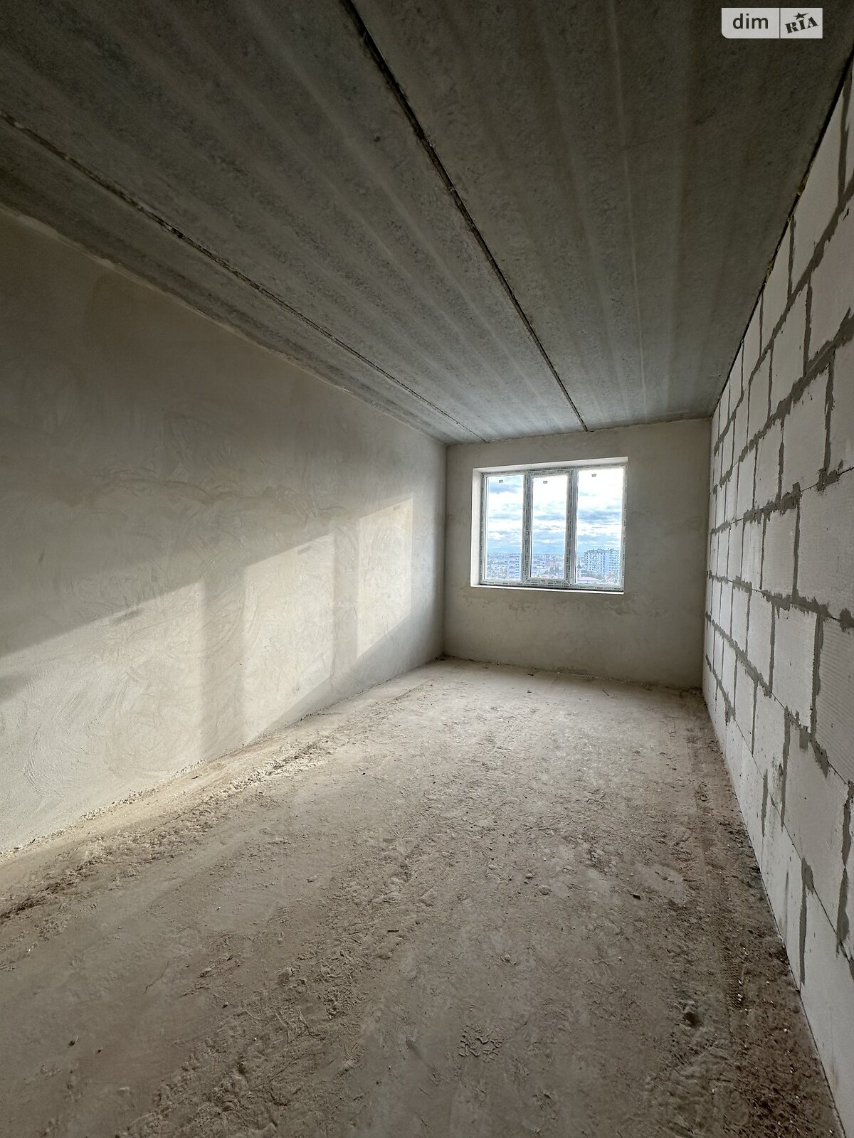 Продажа однокомнатной квартиры в Ивано-Франковске, на ул. Высочана Семена, район Центр фото 1