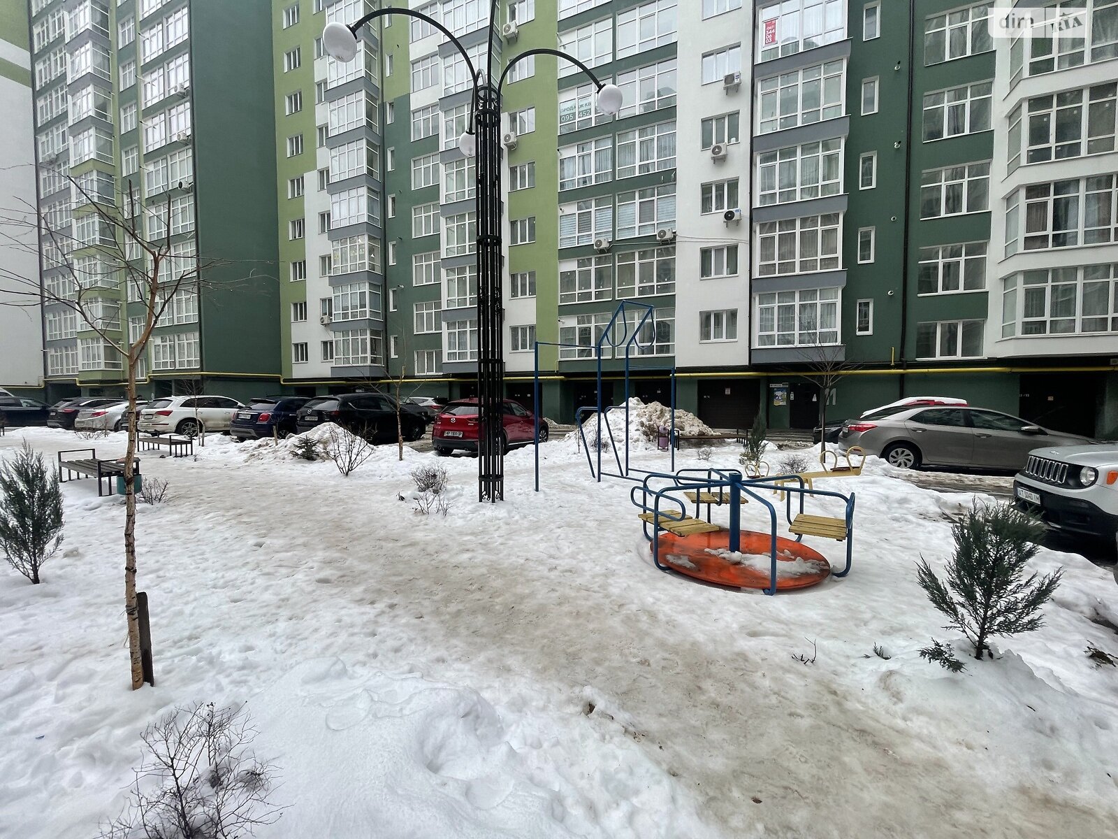 Продажа трехкомнатной квартиры в Ивано-Франковске, на ул. Высочана Семена 18 корпус 10, кв. 24, район Центр фото 1