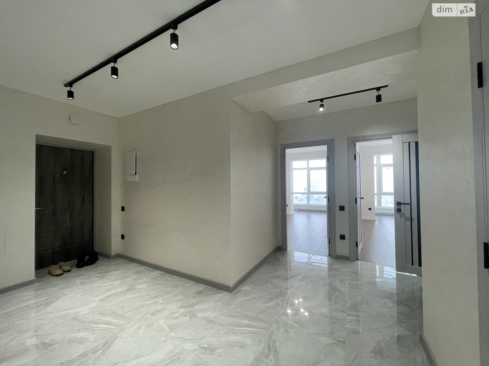 Продажа трехкомнатной квартиры в Ивано-Франковске, на ул. Высочана Семена 18 корпус 10, кв. 24, район Центр фото 1