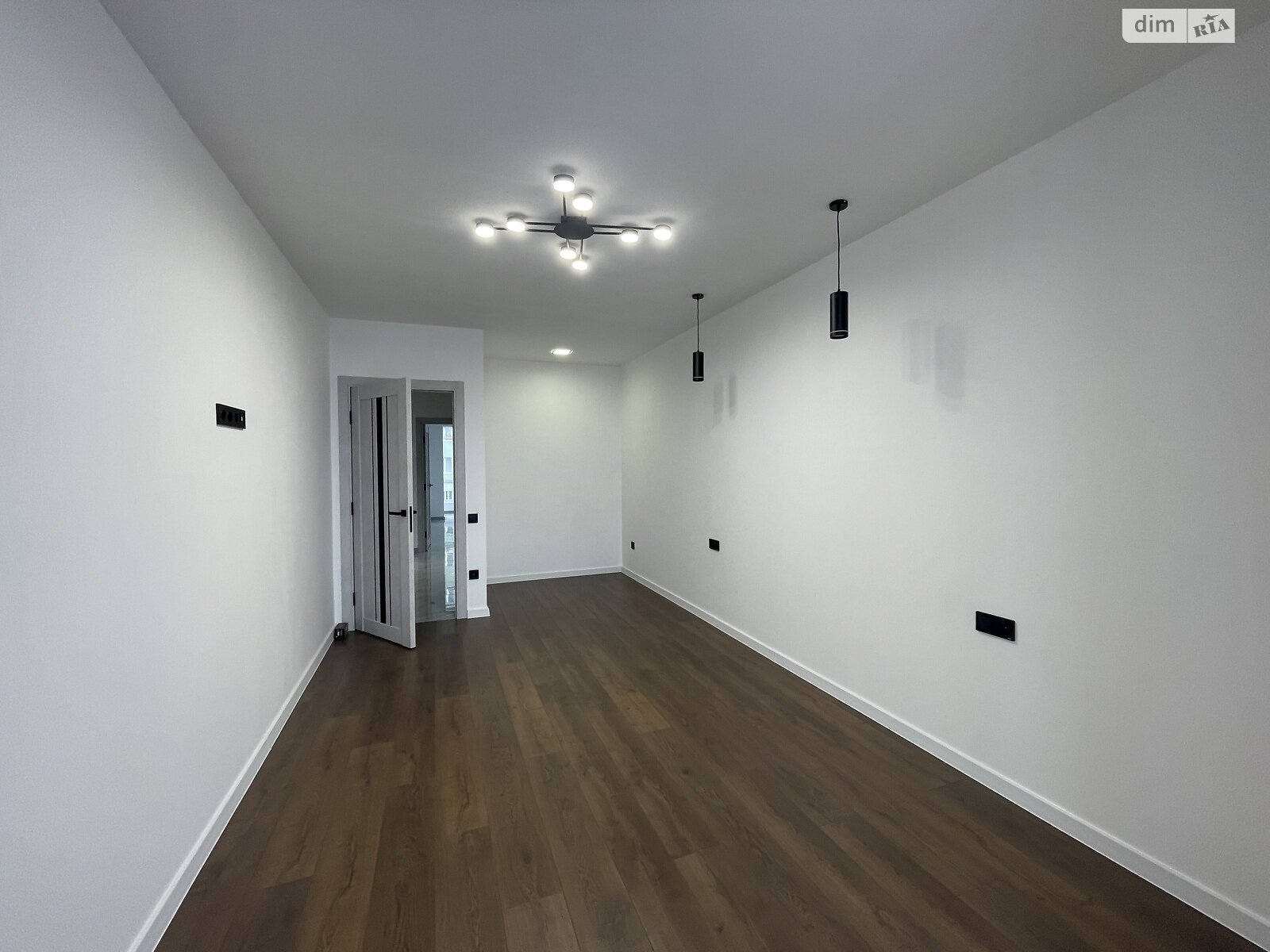 Продажа трехкомнатной квартиры в Ивано-Франковске, на ул. Высочана Семена 18 корпус 10, кв. 24, район Центр фото 1