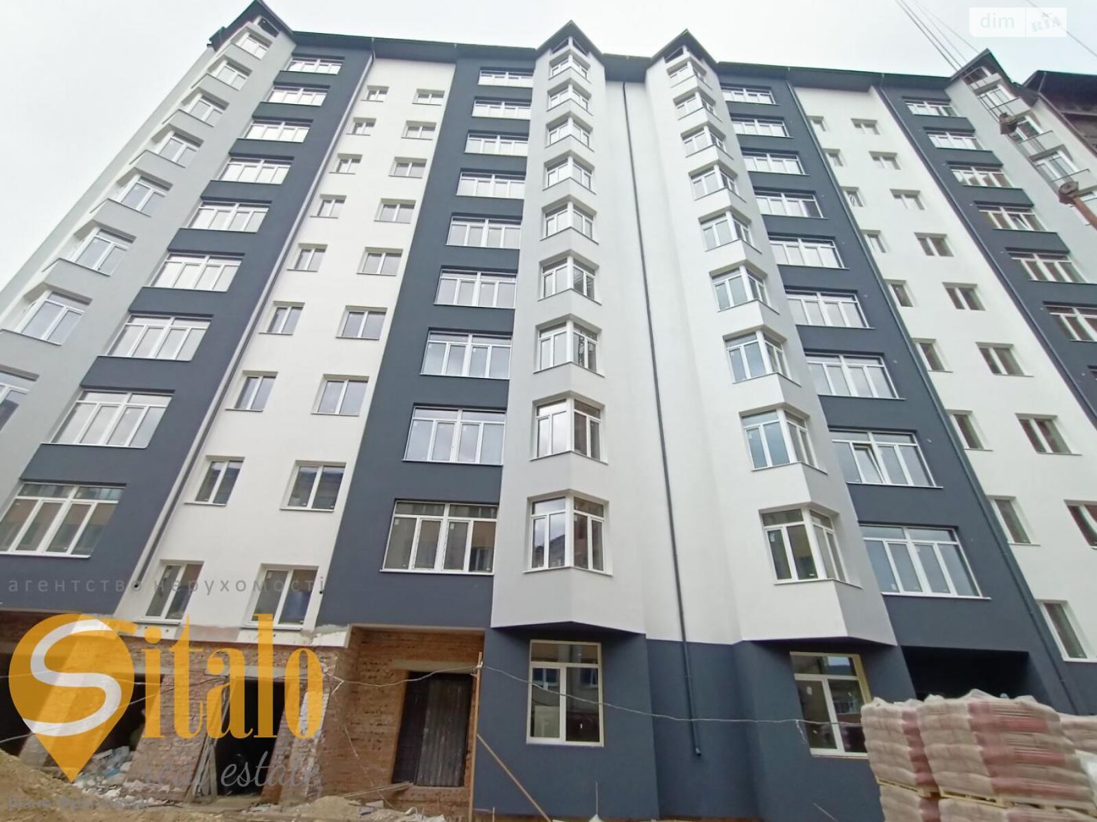 Продажа однокомнатной квартиры в Ивано-Франковске, на бул. Южный 32, район Центр фото 1