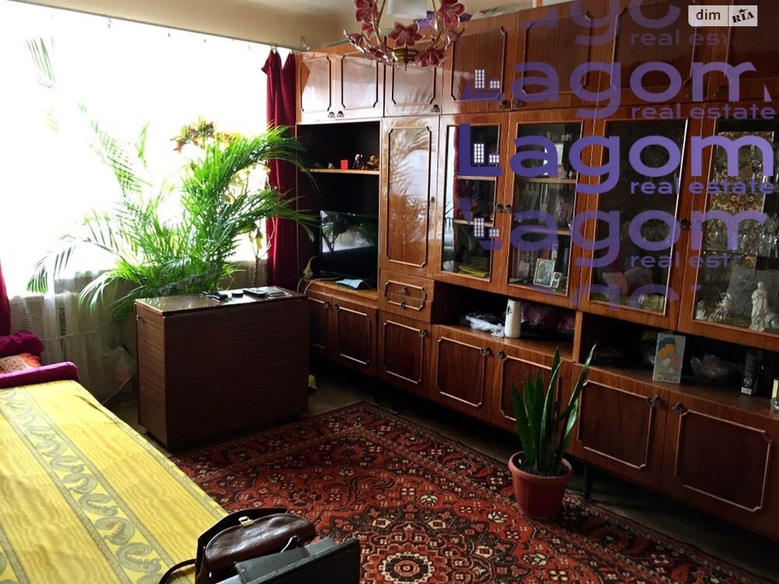 Продаж двокімнатної квартири в Івано-Франківську, на бул. Південний, район Центр фото 1