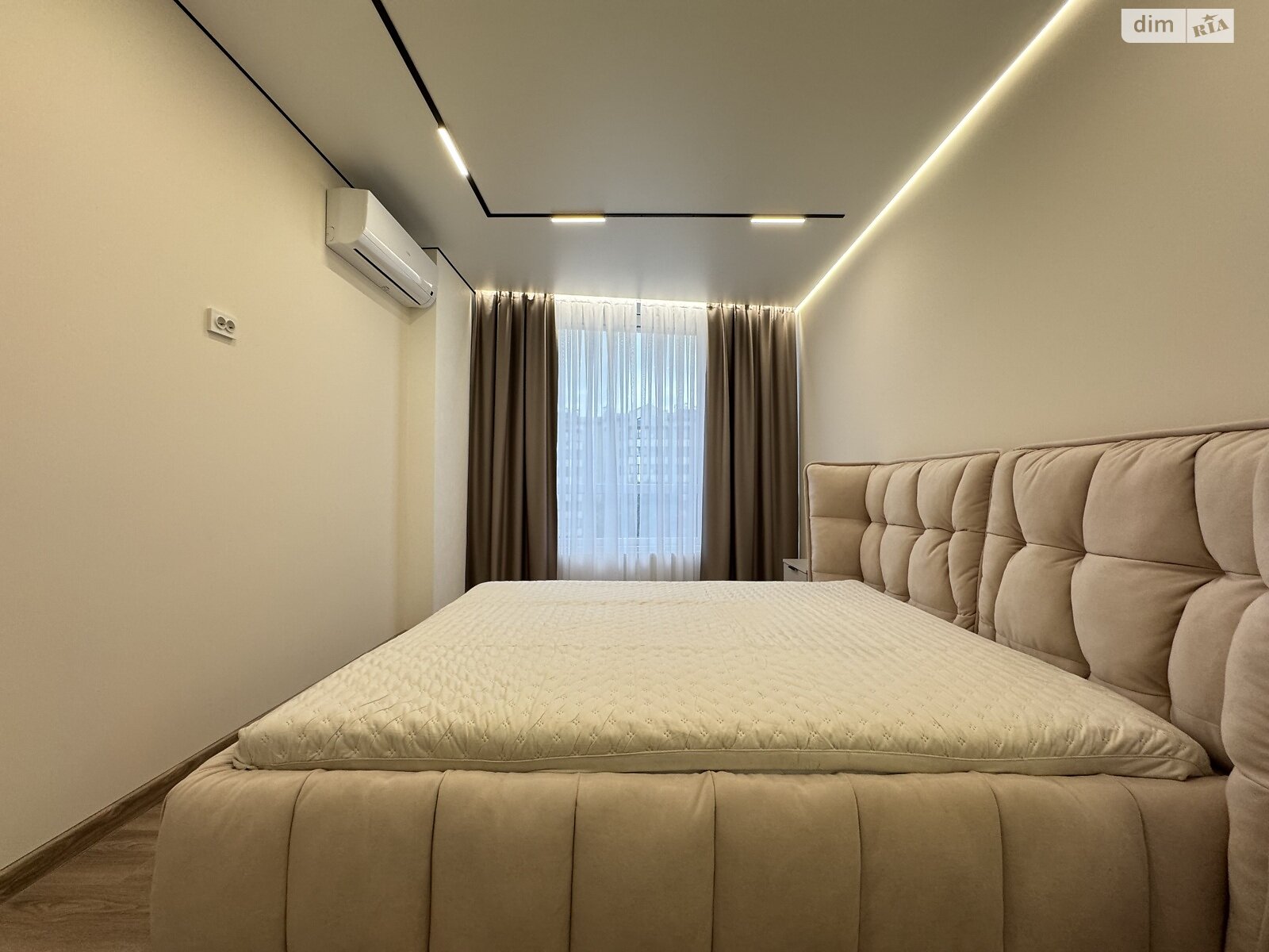 Продаж двокімнатної квартири в Івано-Франківську, на бул. Південний, район Центр фото 1