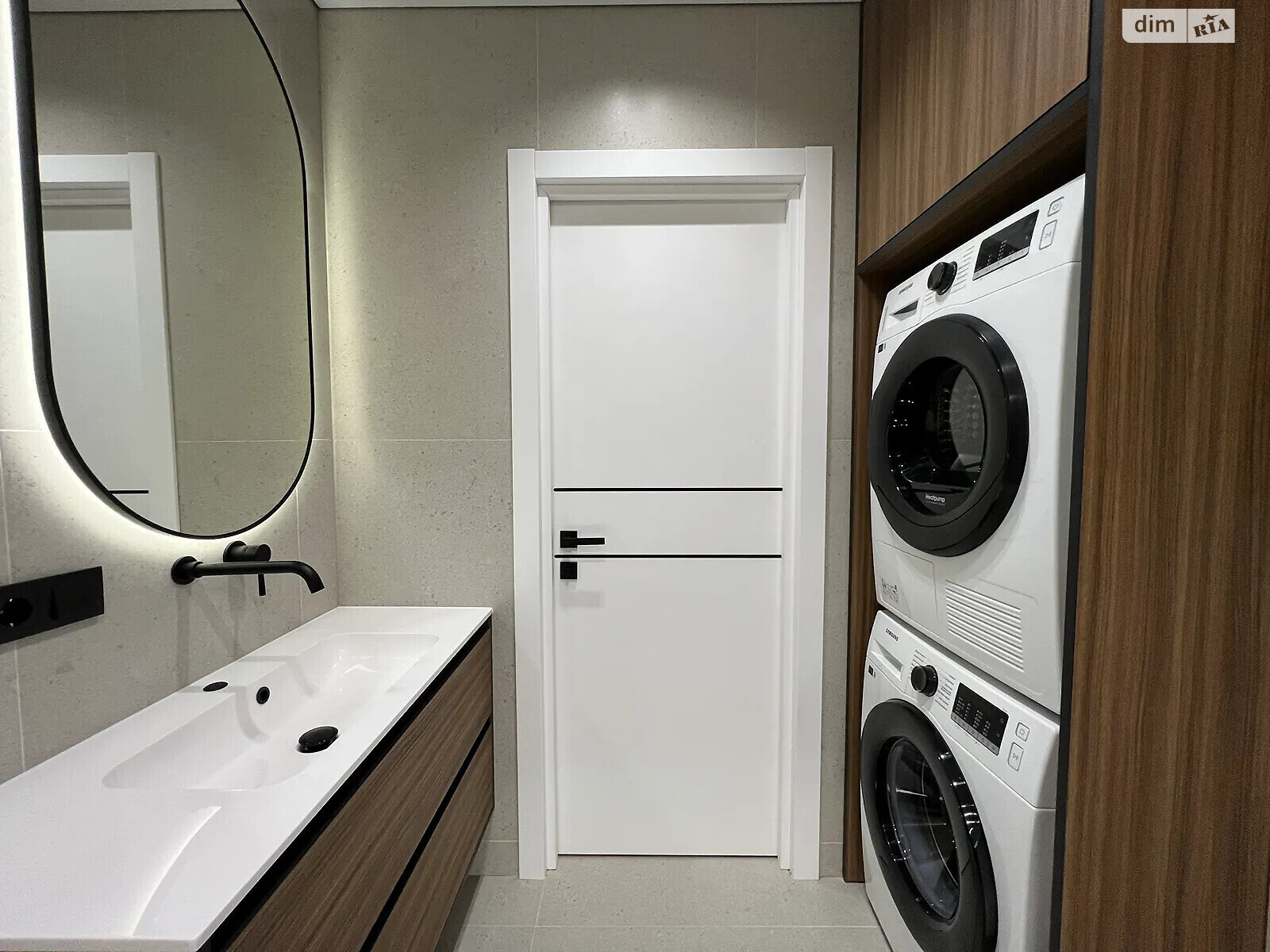 Продаж однокімнатної квартири в Івано-Франківську, на бул. Південний, район Центр фото 1