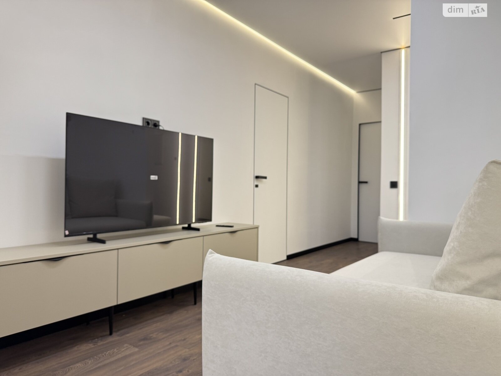 Продажа двухкомнатной квартиры в Ивано-Франковске, на бул. Южный, район Центр фото 1