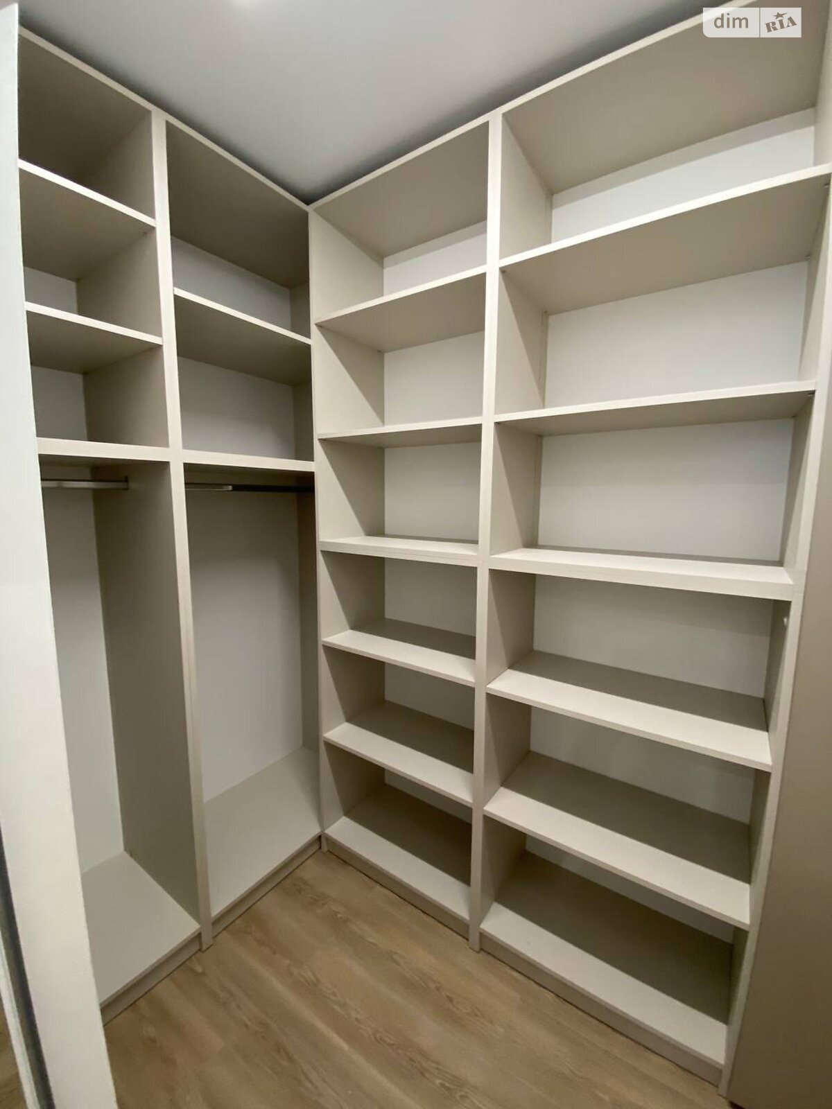 Продажа двухкомнатной квартиры в Ивано-Франковске, на бул. Южный 32, район Центр фото 1 Продажа двухкомнатной квартиры в Ивано-Франковске, на бул. Южный 32, район Центр фото 1