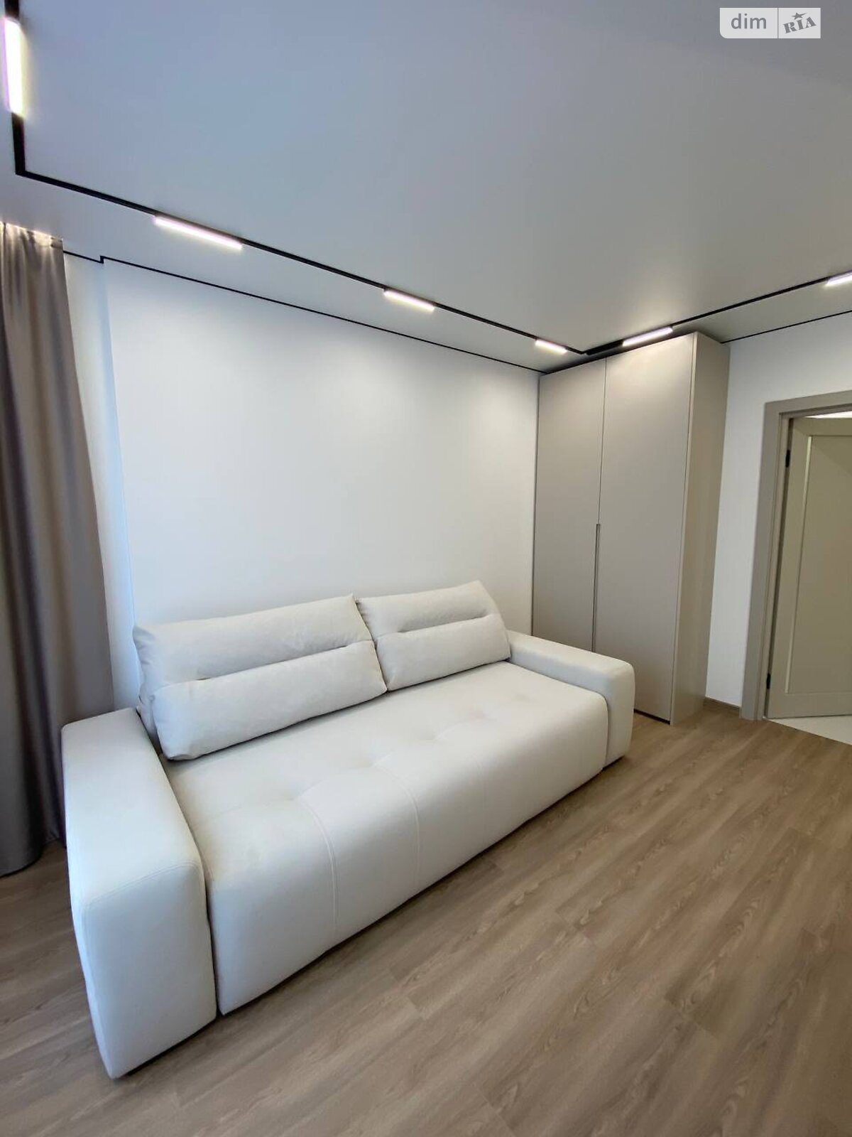 Продажа двухкомнатной квартиры в Ивано-Франковске, на бул. Южный 32, район Центр фото 1 Продажа двухкомнатной квартиры в Ивано-Франковске, на бул. Южный 32, район Центр фото 1