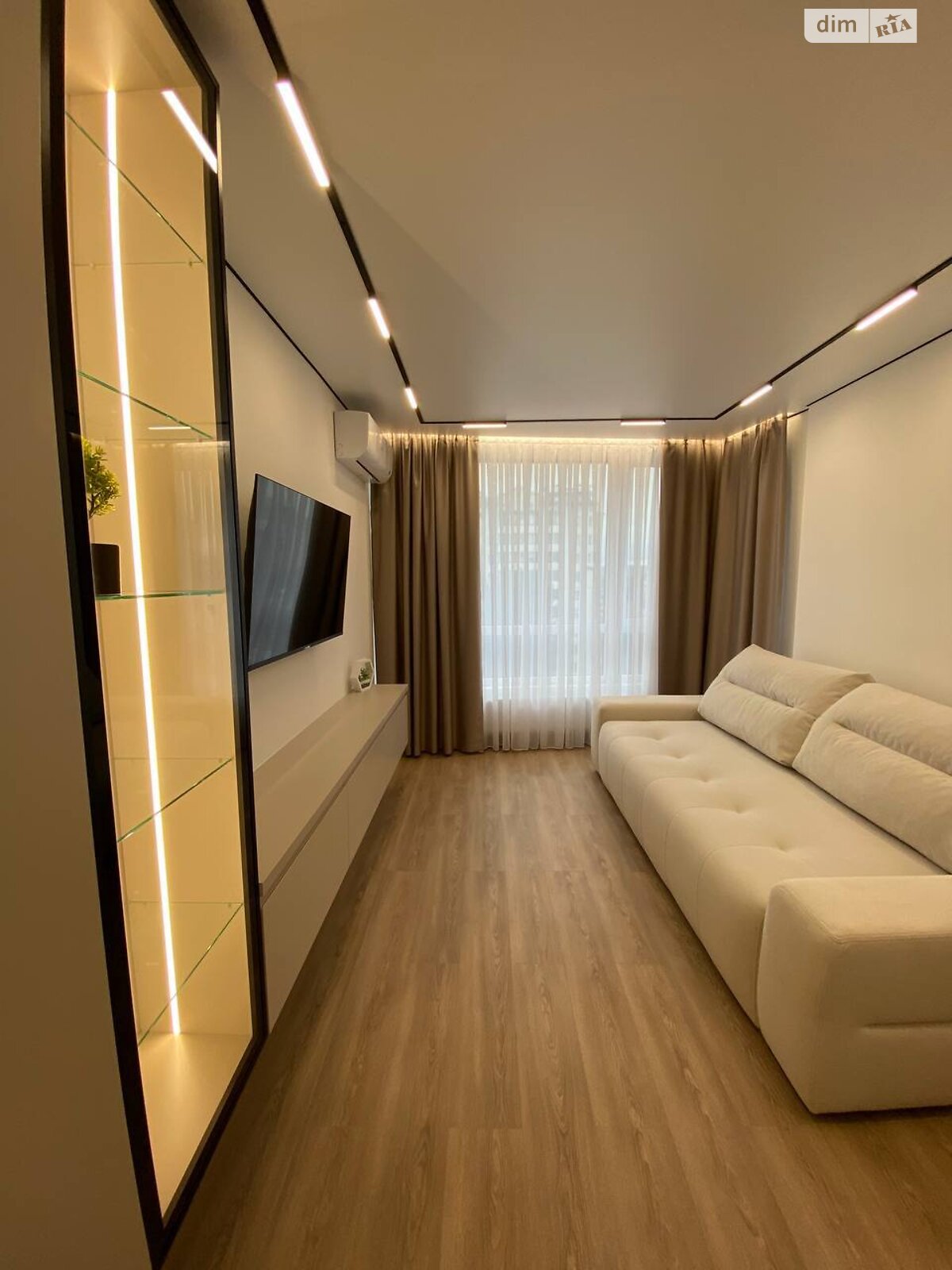 Продажа двухкомнатной квартиры в Ивано-Франковске, на бул. Южный 32, район Центр фото 1 Продажа двухкомнатной квартиры в Ивано-Франковске, на бул. Южный 32, район Центр фото 1