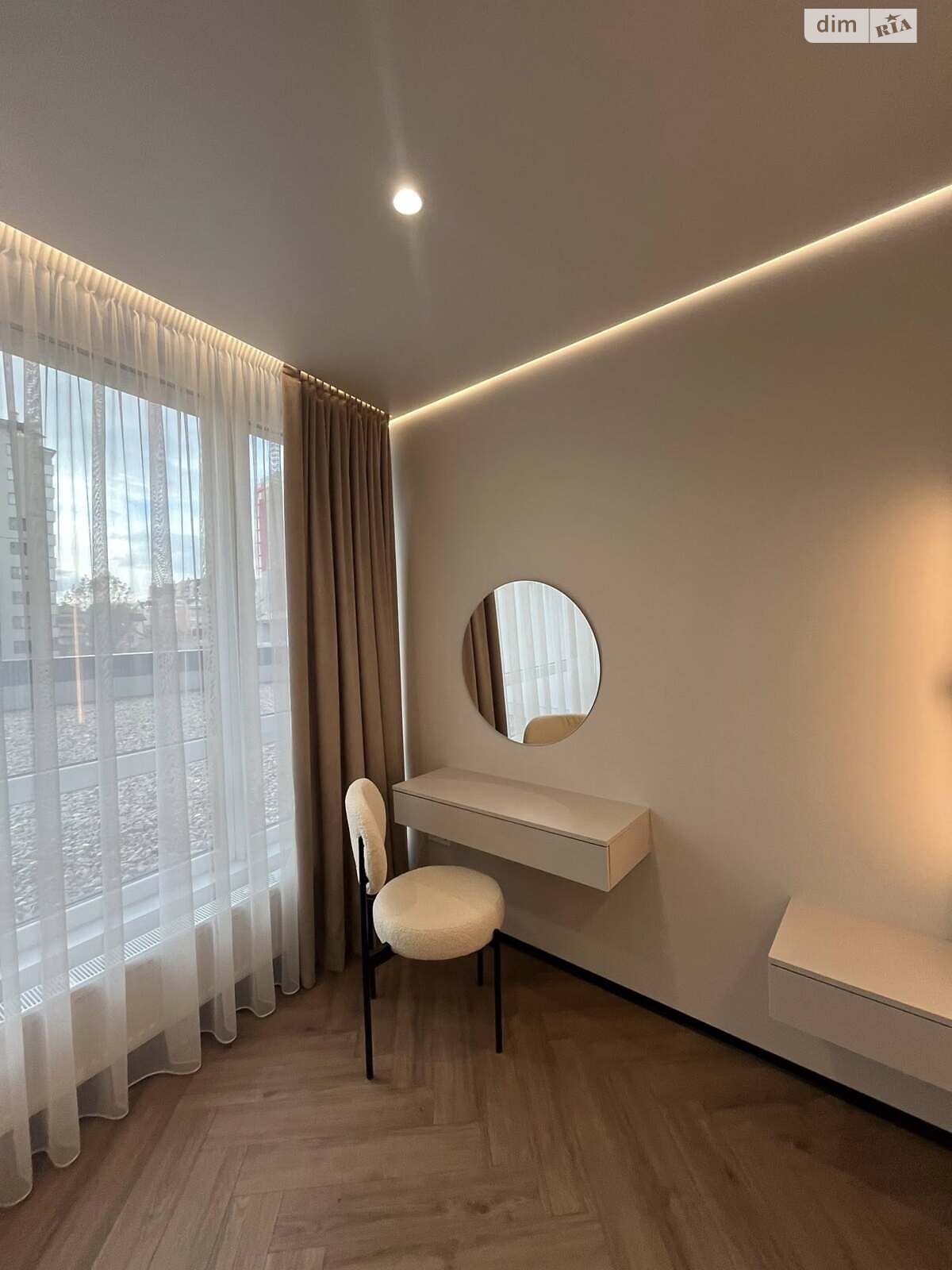 Продаж двокімнатної квартири в Івано-Франківську, на бул. Південний, район Центр фото 1