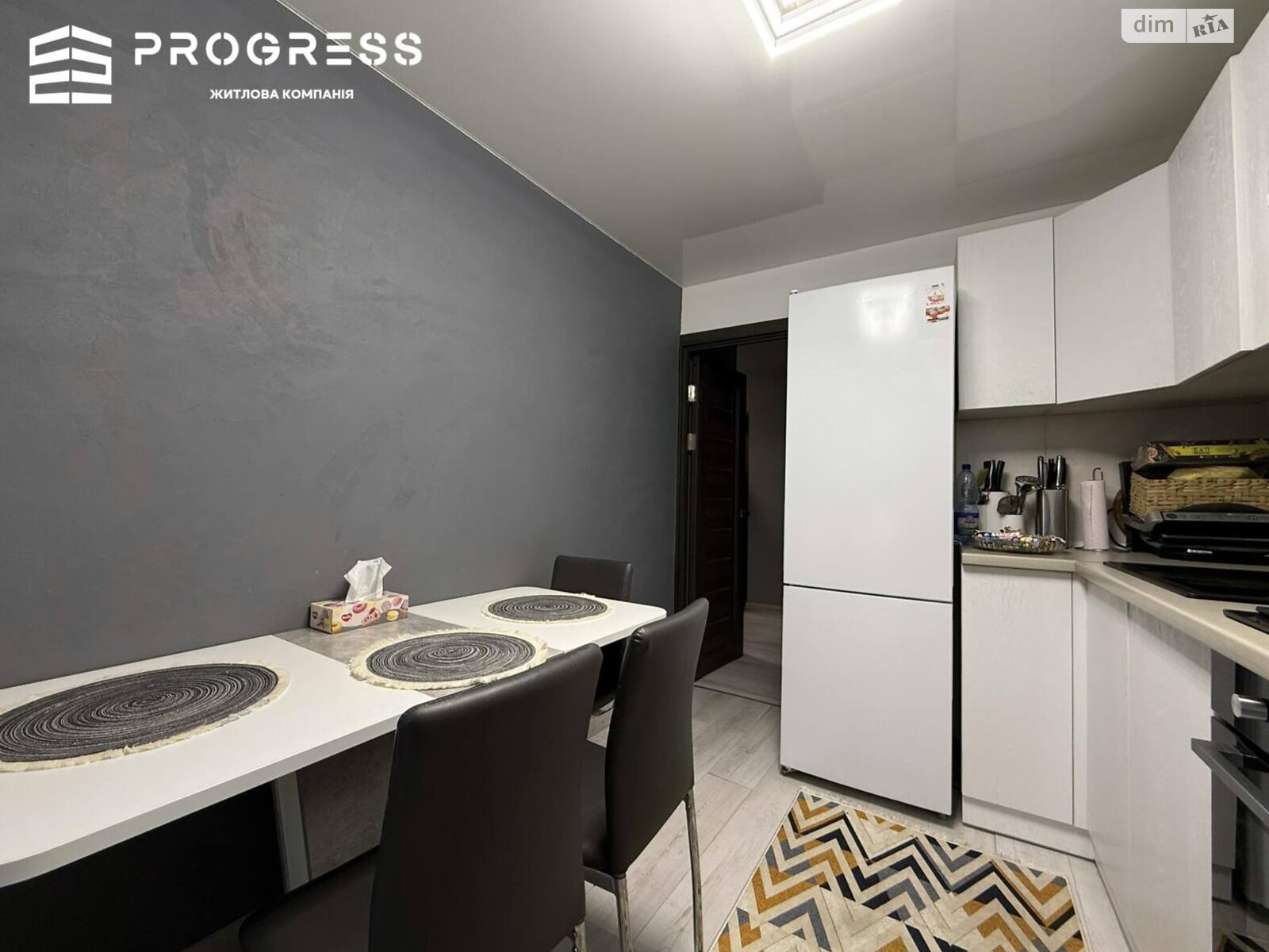 Продажа двухкомнатной квартиры в Ивано-Франковске, на бул. Южный, район Центр фото 1