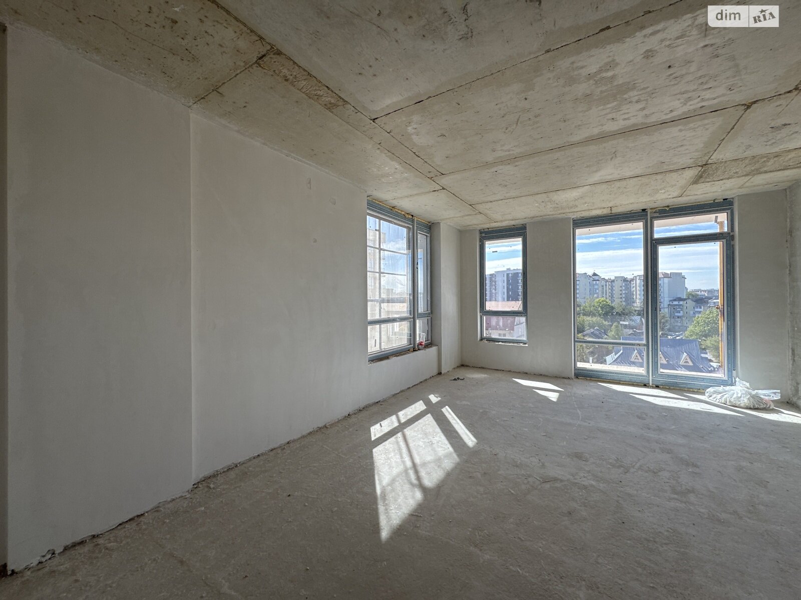 Продаж однокімнатної квартири в Івано-Франківську, на вул. Юліана Пелеша 3 корпус 12, район Центр фото 1 Продаж однокімнатної квартири в Івано-Франківську, на вул. Юліана Пелеша 3 корпус 12, район Центр фото 1