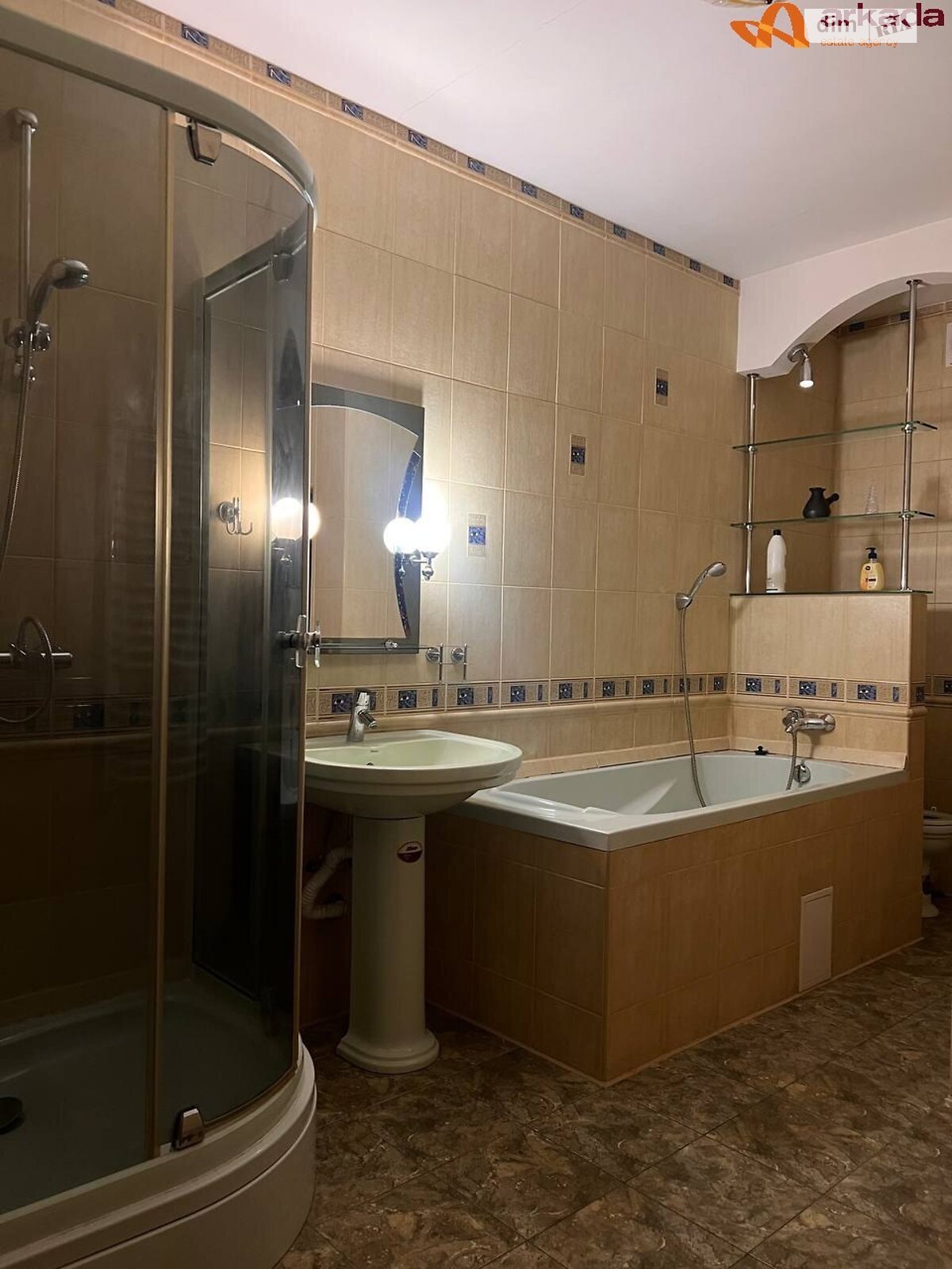 Продаж чотирикімнатної квартири в Івано-Франківську, на вул. Заклинських, район Центр фото 1 Продаж чотирикімнатної квартири в Івано-Франківську, на вул. Заклинських, район Центр фото 1
