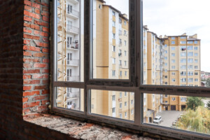 Продаж однокімнатної квартири в Івано-Франківську, на вул. Урожайна, фото 2