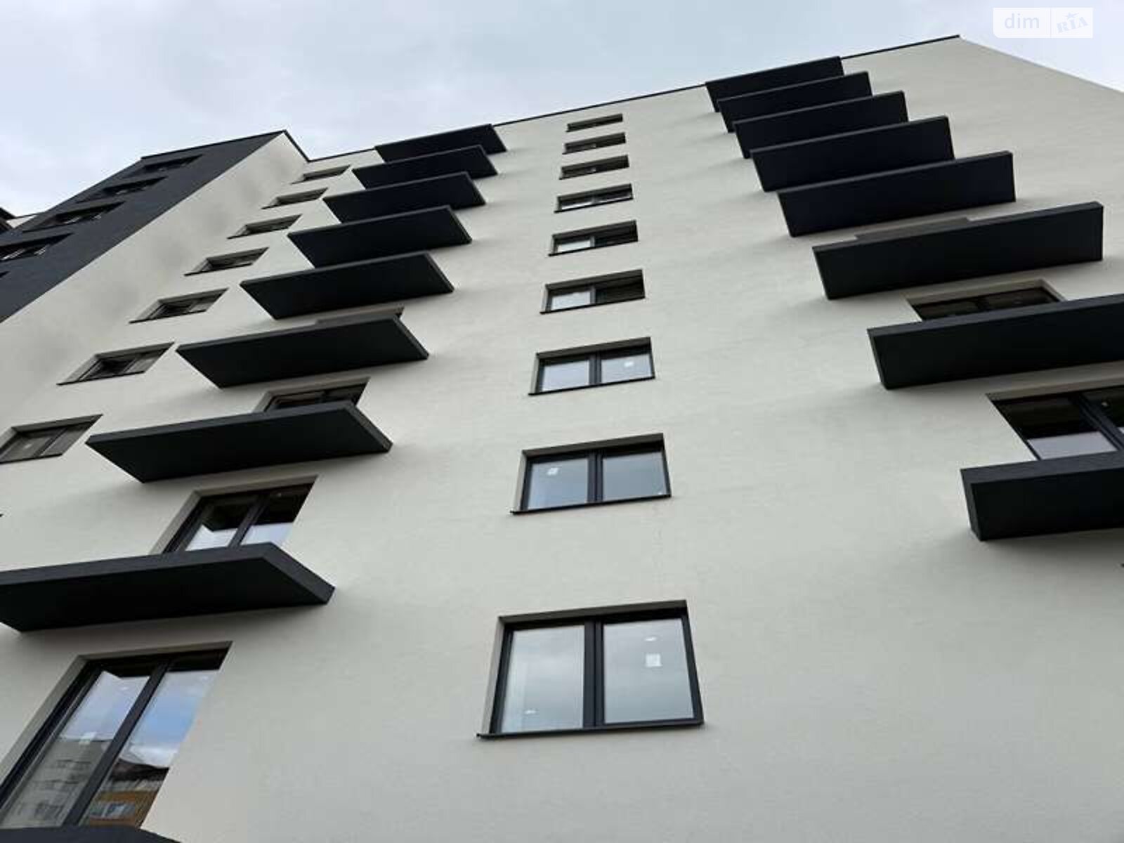 Продаж двокімнатної квартири в Івано-Франківську, на вул. Урожайна 5, фото 1 Продаж двокімнатної квартири в Івано-Франківську, на вул. Урожайна 5, фото 1