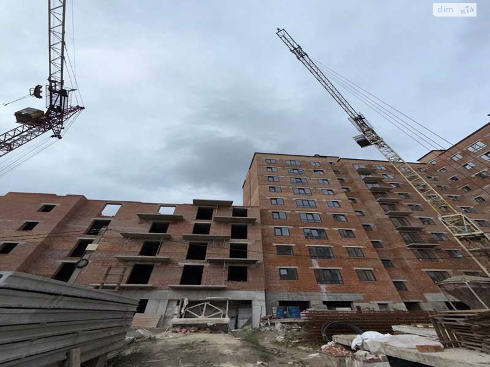 Продаж двокімнатної квартири в Івано-Франківську, на вул. Урожайна 5, фото 1 Продаж двокімнатної квартири в Івано-Франківську, на вул. Урожайна 5, фото 1