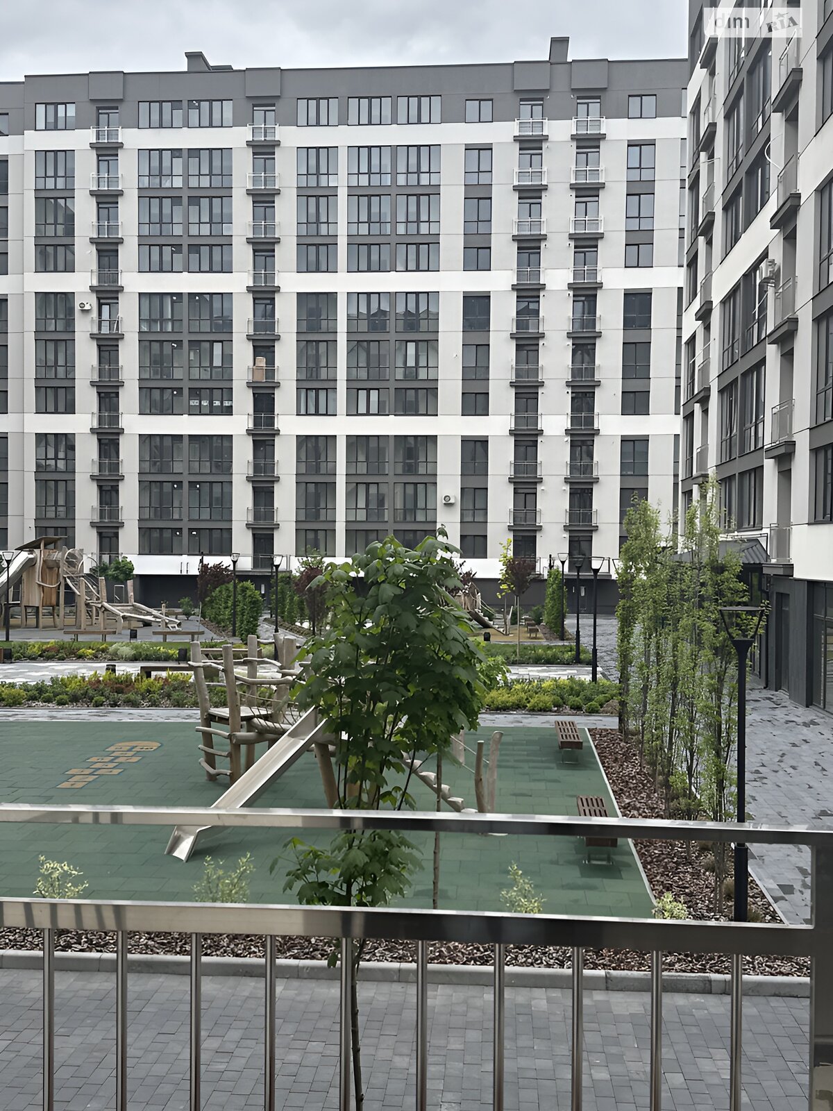 Продажа двухкомнатной квартиры в Ивано-Франковске, на ул. Виноградная 175А, фото 1 Продажа двухкомнатной квартиры в Ивано-Франковске, на ул. Виноградная 175А, фото 1