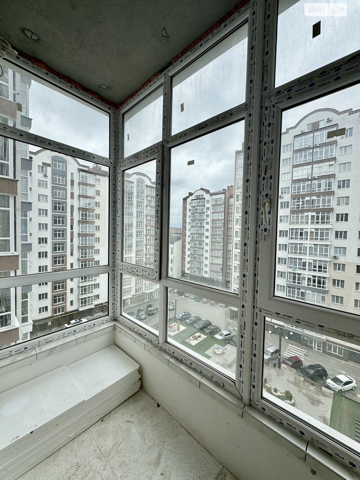 Продажа однокомнатной квартиры в Ивано-Франковске, на ул. Высочана Семена 18, фото 1