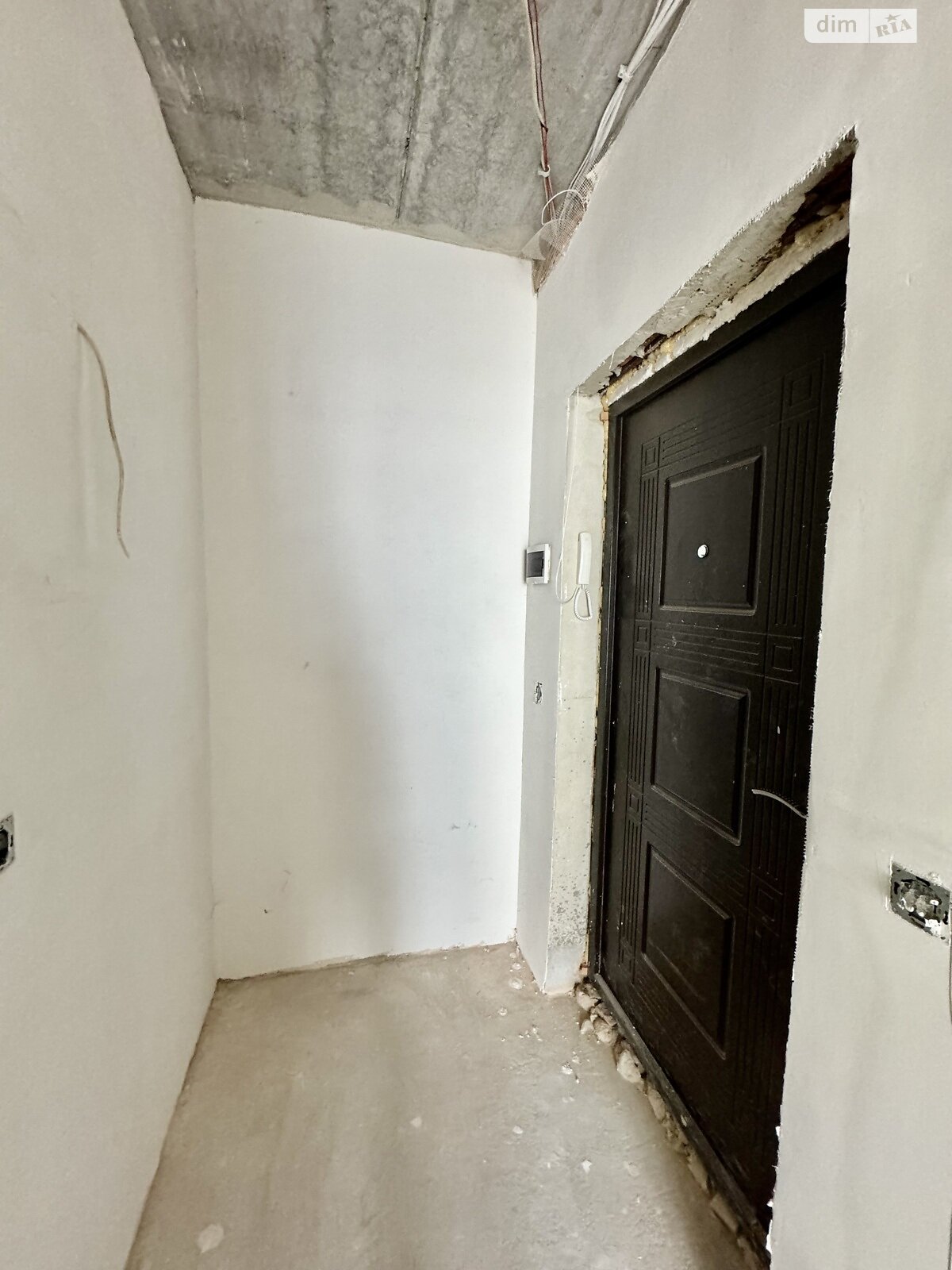 Продажа однокомнатной квартиры в Ивано-Франковске, на ул. Высочана Семена 18, фото 1