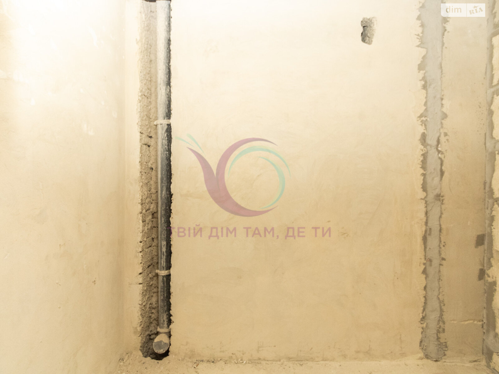Продажа двухкомнатной квартиры в Ивано-Франковске, на ул. Высочана Семена, фото 1 Продажа двухкомнатной квартиры в Ивано-Франковске, на ул. Высочана Семена, фото 1