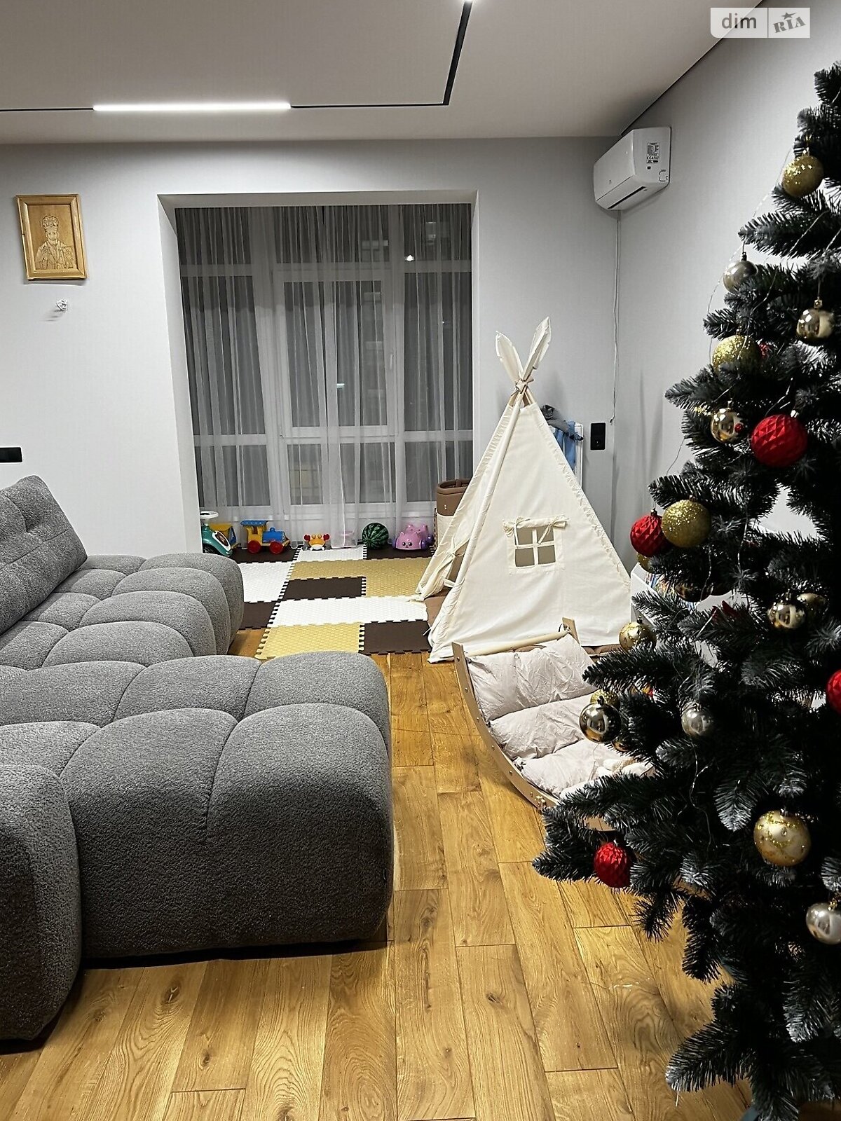 Продажа трехкомнатной квартиры в Ивано-Франковске, на ул. Высочана Семена, фото 1 Продажа трехкомнатной квартиры в Ивано-Франковске, на ул. Высочана Семена, фото 1