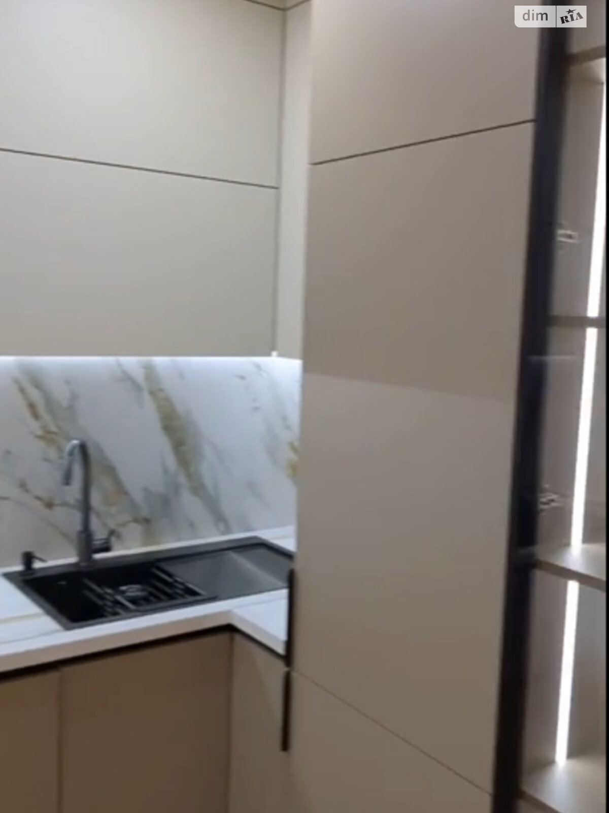 Продаж двокімнатної квартири в Івано-Франківську, на вул. Юліана Пелеша 60, фото 1 Продаж двокімнатної квартири в Івано-Франківську, на вул. Юліана Пелеша 60, фото 1