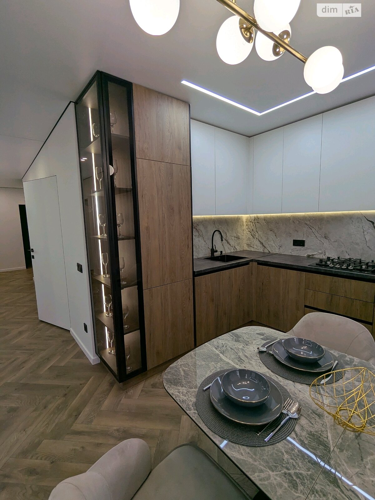 Продажа двухкомнатной квартиры в Ивано-Франковске, на ул. Юліана Пелеша 1, фото 1