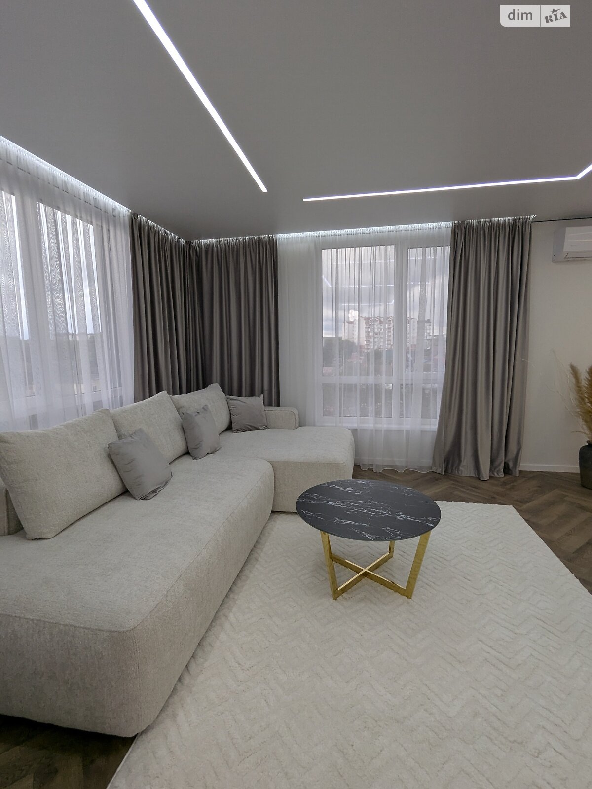 Продажа двухкомнатной квартиры в Ивано-Франковске, на ул. Юліана Пелеша 1, фото 1