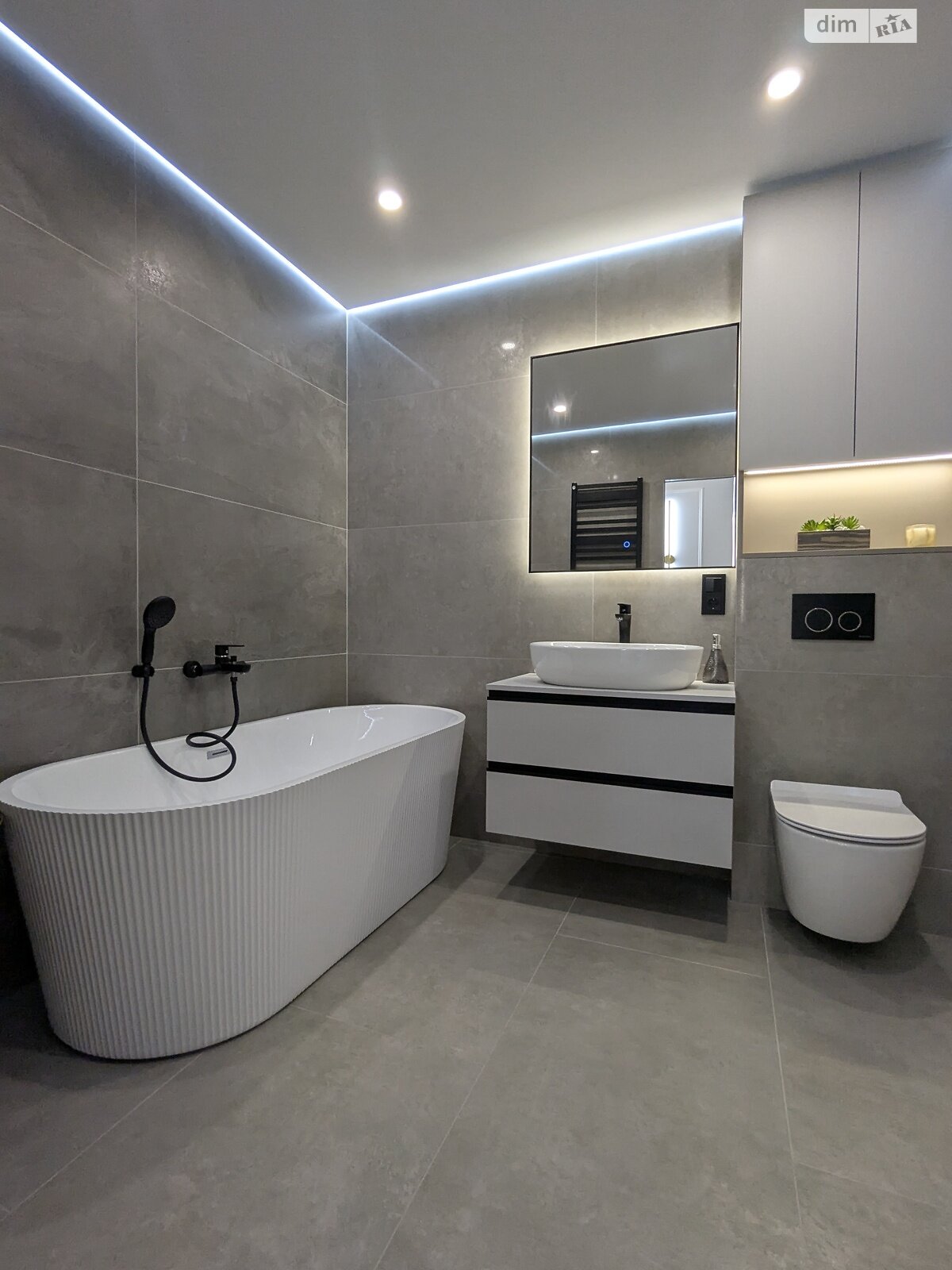 Продажа двухкомнатной квартиры в Ивано-Франковске, на ул. Юліана Пелеша 1, фото 1