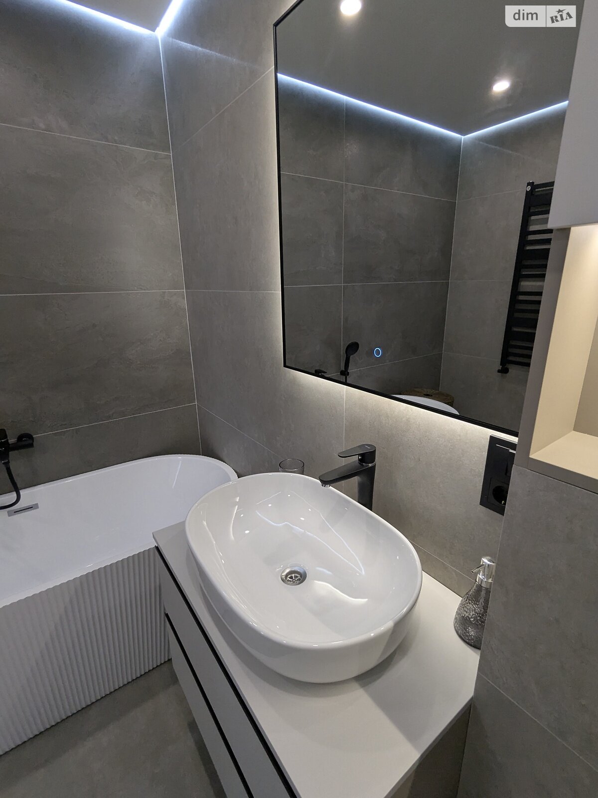 Продажа двухкомнатной квартиры в Ивано-Франковске, на ул. Юліана Пелеша 1, фото 1