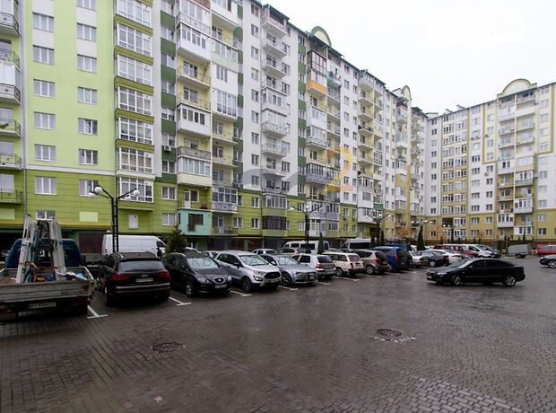Продажа трехкомнатной квартиры в Ивано-Франковске, на ул. Бытовая, район Коновальца Чорновола фото 1 Продажа трехкомнатной квартиры в Ивано-Франковске, на ул. Бытовая, район Коновальца Чорновола фото 1