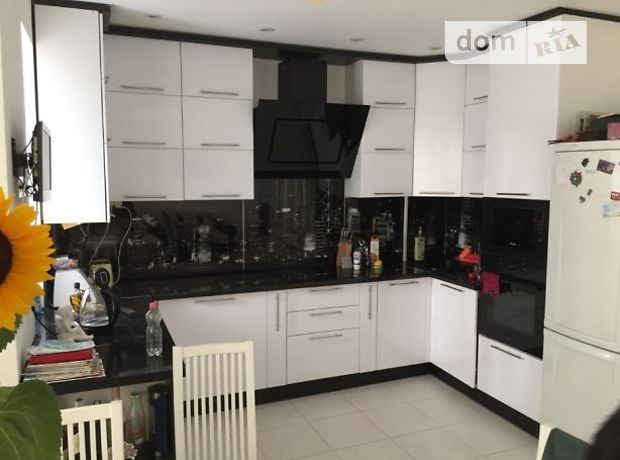 Продажа квартиры, 4 ком., Ивано-Франковск, Калинова Слобода Продажа квартиры, 4 ком., Ивано-Франковск, Калинова Слобода